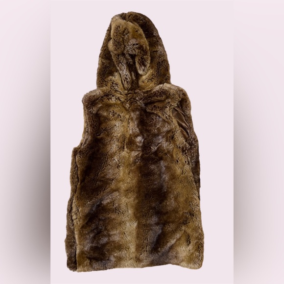 Hooded Faux Fur Vest (Burning Man Ready!) - Picture 2 of 11